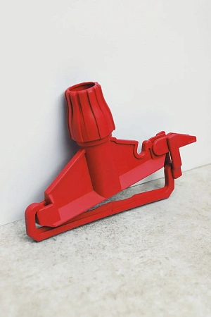 Фото №5 - Вик: Держатель мопов 17 см Кентукки красный MRY