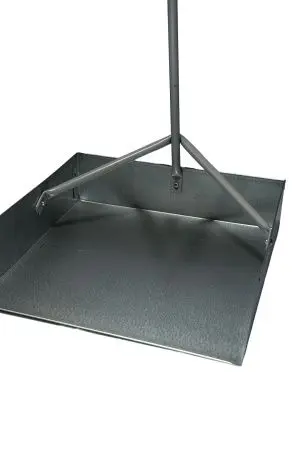 Хозяйственный инвентарь: Совок дворницкий 310х310х80 мм с удлиненной Г-образной ручкой