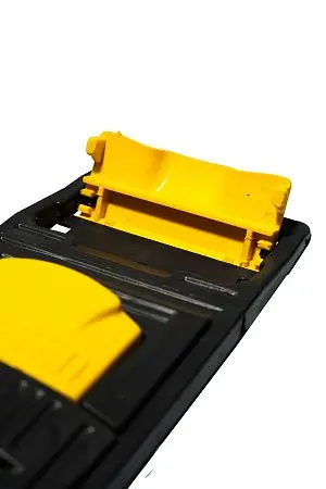 Фото №5 - Вик: Держатель мопов 40см универсальный пластик серый