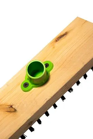 Фото №7 - Хозяйственный инвентарь: Щетка полотерная на деревянной основе