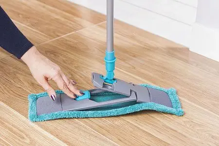 Фото №14 - Хозяйственный инвентарь: Швабра YORK Классик с плоским МОПом микрофибра