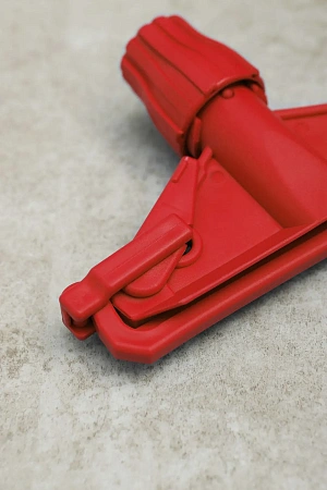 Фото №4 - Вик: Держатель мопов 17 см Кентукки красный MRY