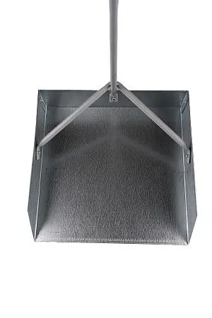 Фото №5 - Хозяйственный инвентарь: Совок дворницкий 310х310х80 мм с удлиненной Г-образной ручкой