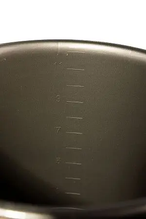 Фото №5 - Хозяйственный инвентарь: Ведро 12л пластик с крышкой