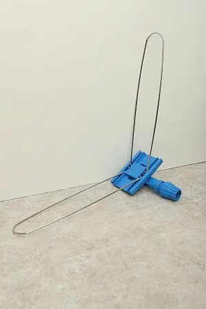 Фото №6 - Вик: Держатель мопов 80см под карман метал рамка MRY