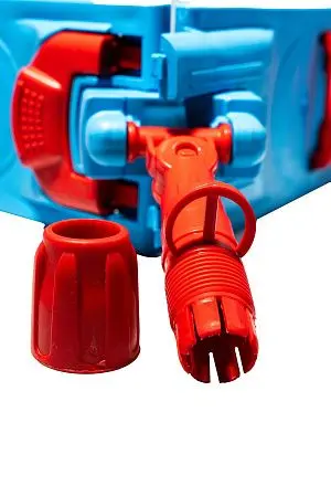 Фото №6 - Вик: Держатель мопов 50см универсальный пластик Uctem