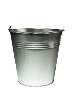 Фото №1 - Хозяйственный инвентарь: Ведро оцинкованное 9л