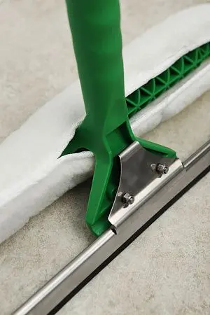 Фото №5 - Вик: Набор для мытья окон шубка + склиз 35 см MRY