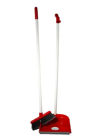 Фото №2 - Вик: Набор совок-ленивка и щетка