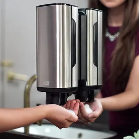 Фото №6 - Tork: Диспенсер S4 Aluminium 1л для пенного мыла металл