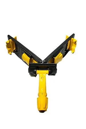 Фото №6 - Вик: Держатель мопов 40см универсальный пластик серый