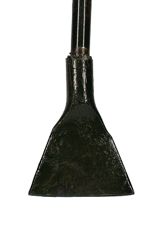 Фото №2 - Хозяйственный инвентарь: Ледоруб-топор Б2 кованый наконечник железная ручка, пластиковое навершие