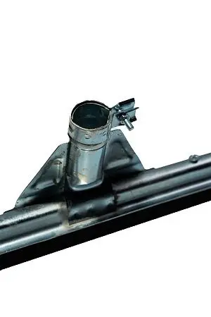 Фото №5 - Вик: Сгон для пола 55см сталь, бензостойкая черная резина Uctem