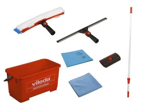Фото №1 - Vileda: Промонабор №7 Чистые окна с Эволюшн