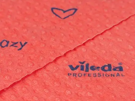 Фото №3 - Vileda: Салфетка Бризи 35,5x35см красная